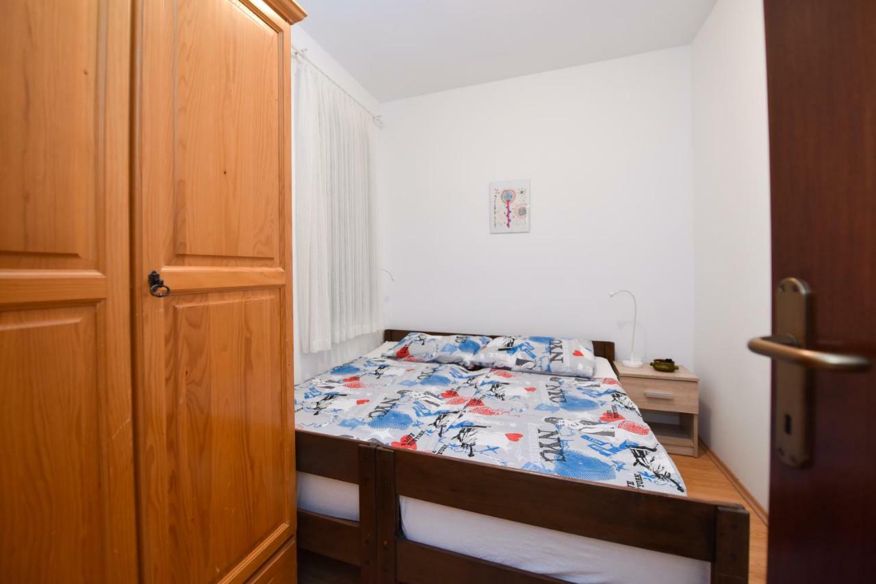 Apartments Enya Novalja Kültér fotó
