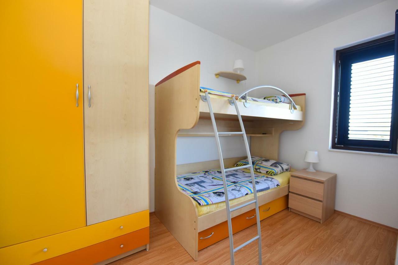 Apartments Enya Novalja Kültér fotó