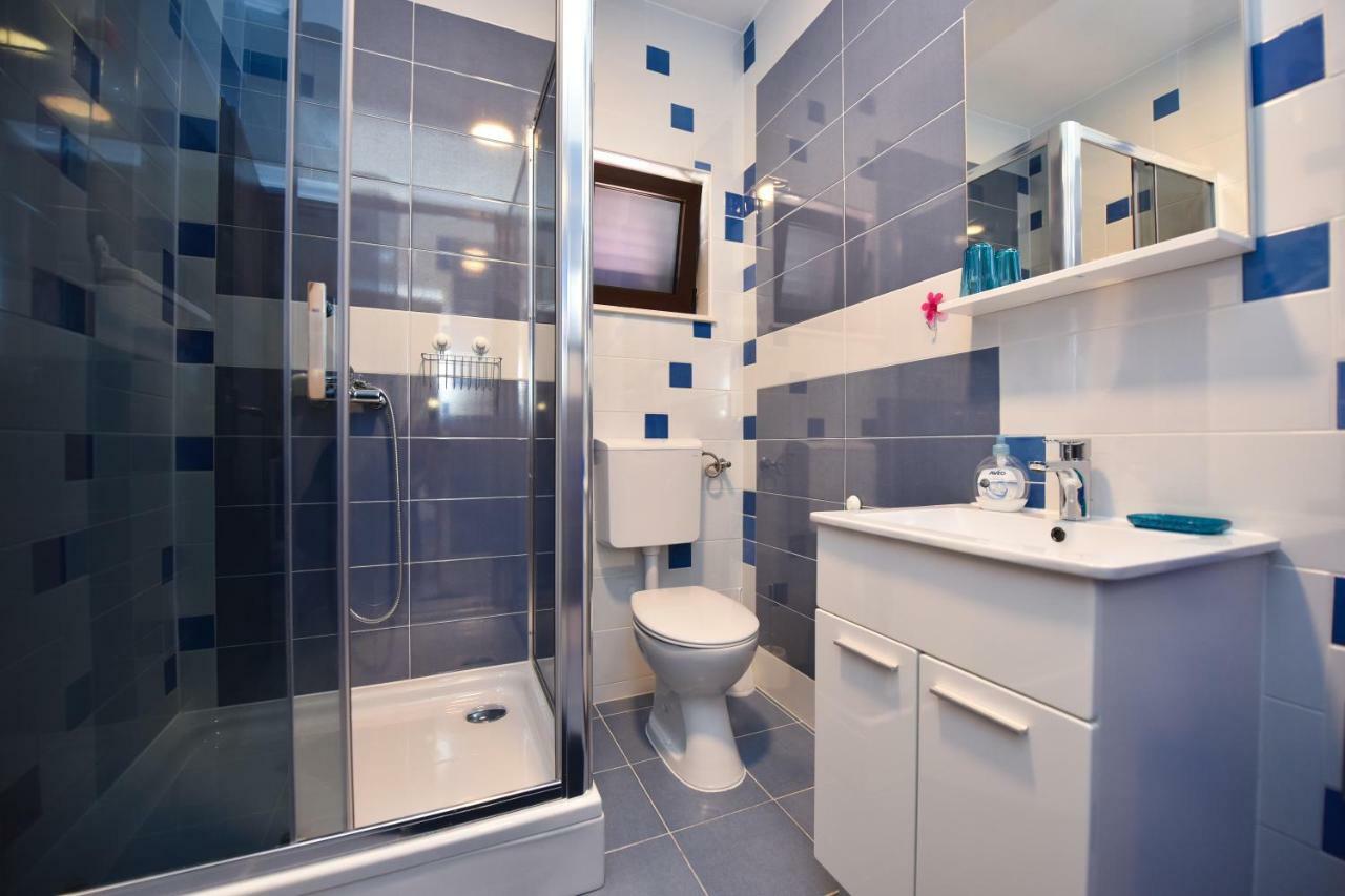 Apartments Enya Novalja Kültér fotó
